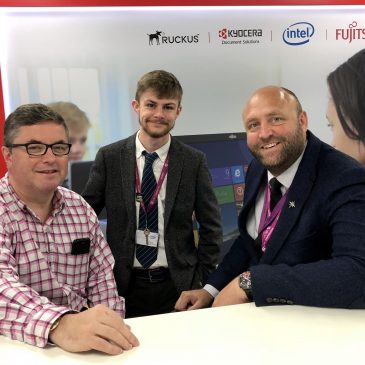 MP joins students to get a taste of the future at UTC Swindon open event